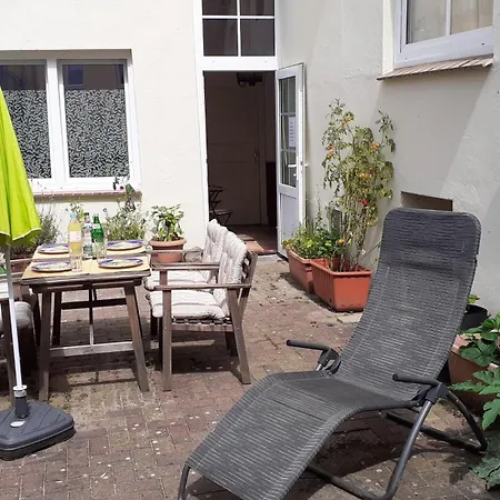 Apartment 2-zimmer-ferienwohnung Im 1. Obergeschoss *